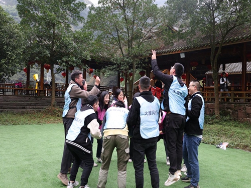 �����l(f��)չ��˾�����ľ������F(tu��n)�Y(ji��)�^���������l(f��)չ��˾�_չ�������